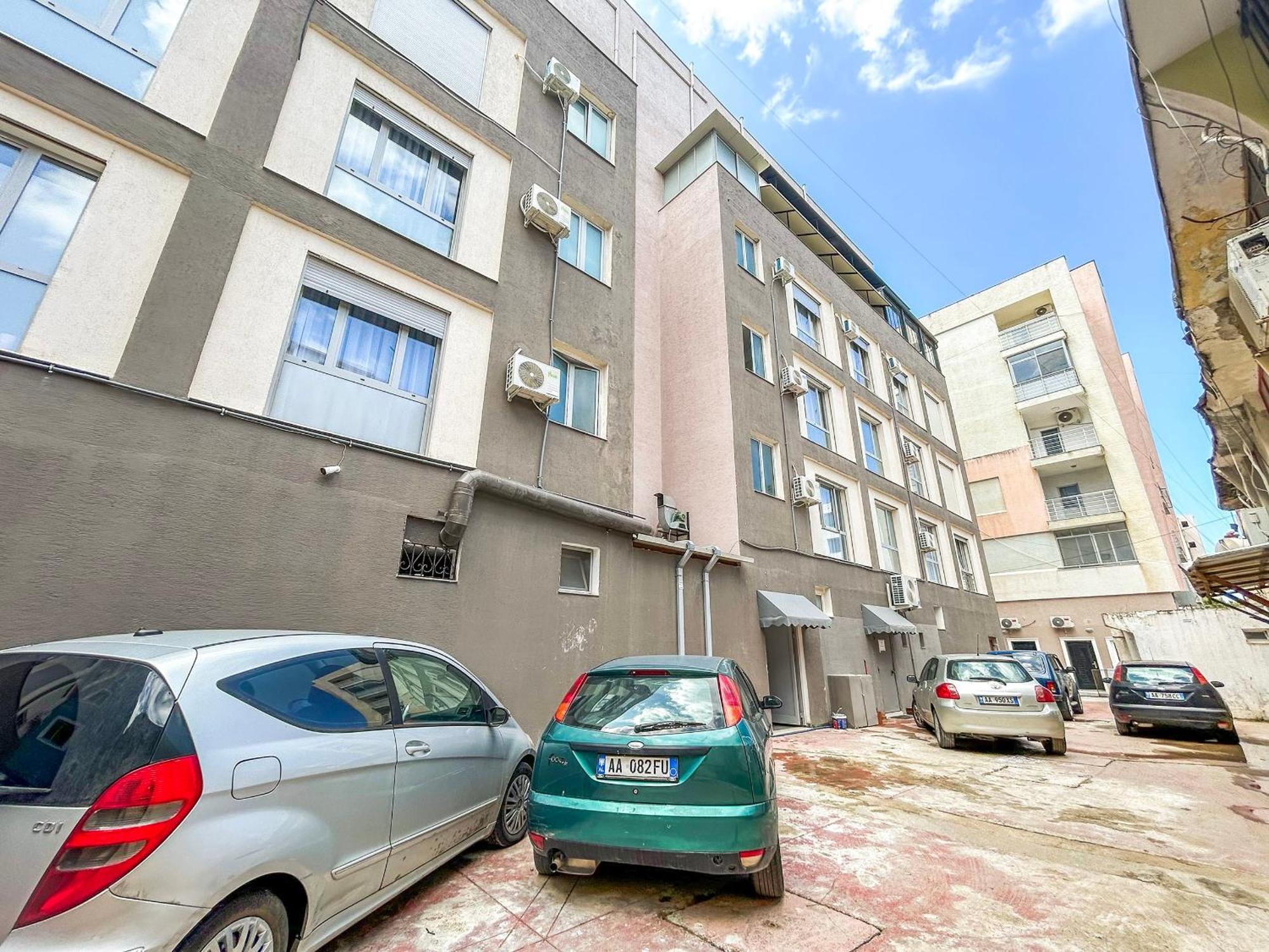 Garsoniere 1075 Apartment