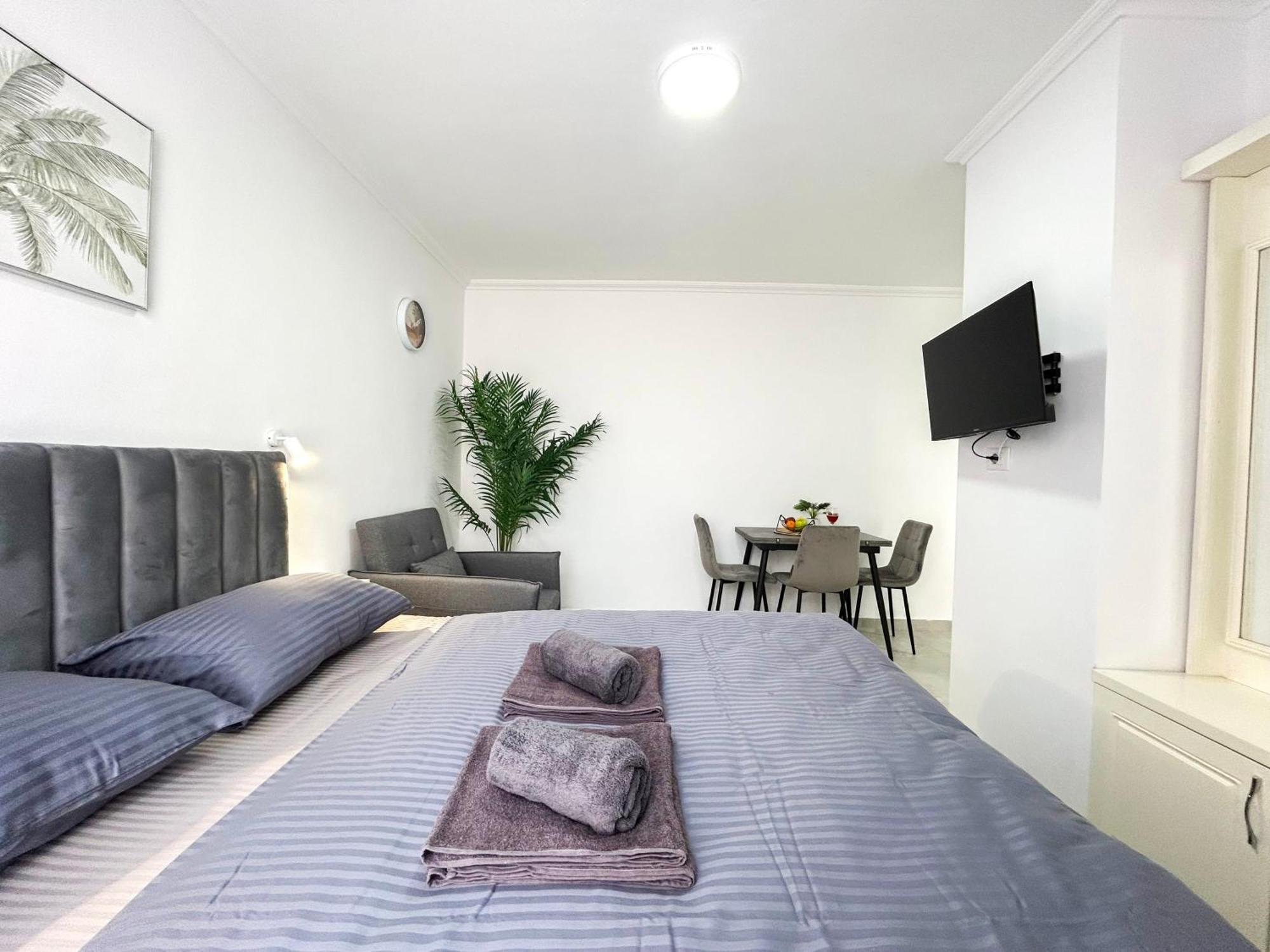 Garsoniere 1075 Apartament Durrës